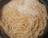 A picture of step 2 of Spaghetti cacio e pepe.