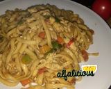 Foto langkah ke 5 dari resep Bakmi Goreng Sederhana.