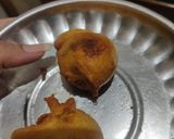 A picture of step 9 of Crispy Aloo Bade.