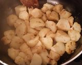 A picture of step 4 of Kale, Bacon and Potatoes.