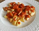A picture of step 8 of Patatas Bravas.
