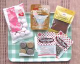 A picture of step 1 of Super Simple Valentine's Chocolates.