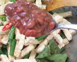 Foto langkah ke 3 dari resep Tumis kacang panjang tauco.