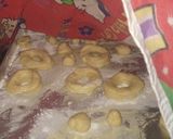 Foto langkah ke 6 dari resep Donat autolisis.