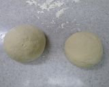 A picture of step 5 of Chinese Dim Sum Chive Buns.