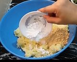 A picture of step 3 of Yoghurt kebab.