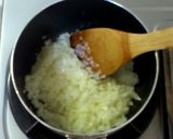 A picture of step 3 of Unique Onion Gratin Soup Made with Sandwich Bread.