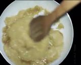 A picture of step 3 of Moong dal halwa.