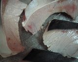 A picture of step 2 of Easy Simmered Yellowtail.