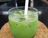 Foto langkah ke 4 dari resep Ice green tea latte.