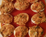 Foto del paso 2 de la receta: Huevos rellenos a la marinera gratinados light