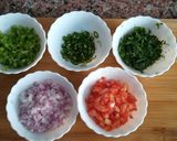 A picture of step 2 of Sooji Uttapam.