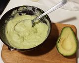 Foto del paso 4 de la receta Crackers de Salmón Ahumado con Crema de Aguacate