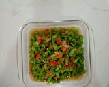 Foto langkah ke 3 dari resep Tumis buncis udang rebon.