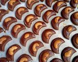 Foto langkah ke 10 dari resep Kue kering Coklat Mede - Oven Tangkring.