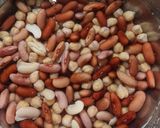 Hình bước làm 1 của món Tempeh đậu gà và đậu đỏ