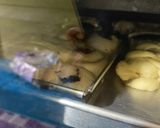 Foto langkah ke 4 dari resep Oreo cinammon roll.
