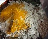 A picture of step 2 of Bajrae ki Mathri.