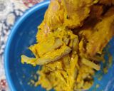 A picture of step 2 of Bhajia/Bajji.