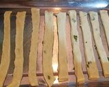 Foto del paso 4 de la receta: Galletitas rápidas de albahaca