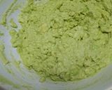 A picture of step 2 of Avo Ritz.