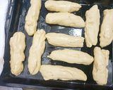 A picture of step 3 of Home made hot dog.