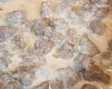 Foto del passaggio 2 della ricetta Tortino di Tagliatelle con Salsiccia Luganega