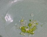 Foto langkah ke 3 dari resep Oseng Kerang Dara.