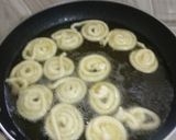 जलेबी कुरकुरीत होममेड (jalebi recipe in marathi) रेसिपी स्टेप 3 फोटो