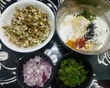 A picture of step 1 of Drumstick Flower Fritters.