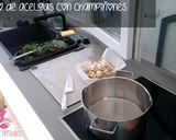 Foto del paso 4 de la receta Salteado tradicional de acelgas con champiñones al ajillo