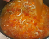 Foto del paso 4 de la receta: Fideuá de chipirones, gambas y rape con alioli