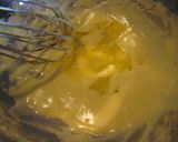 A picture of step 3 of Hollandaise Sauce for Asparagus.