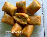 Foto langkah ke 4 dari resep Martabak Mini Isi Sosis.