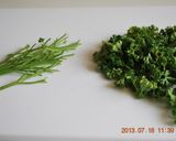 A picture of step 1 of How to Store Frozen Parsley.