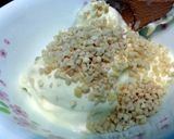 A picture of step 2 of Almond Fruity Yogurt.