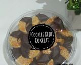 Foto langkah ke 4 dari resep Cookies Keju Cokelat.