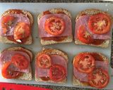 Foto del paso 4 de la receta: Mini pizzas de pan molde