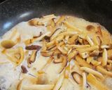 A picture of step 8 of Pork with Mushroom Soy Milk Sauce.
