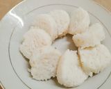 Hình bước làm 3 của món Cơm nắm mo cau