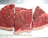 A picture of step 1 of Beef Steak with Lots of Veggies.