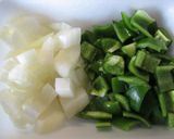 A picture of step 1 of Green Pepper and Corn Curry Stir-Fry.