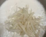 Hình bước làm 3 của món Bánh củ cải chiên trứng