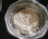 A picture of step 2 of Lauki Uttapam.