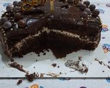 சாக்லேட் ட்ரபுள் கேக்(chocolate truffle cake recipe in tamil) ரெசிபி ஸ்டேப் 22 புகைப்படம்
