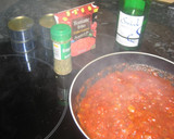 Foto del paso 2 de la receta: Pasta (tiburones) con atún y tomate