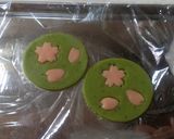 A picture of step 23 of Sakura and Matcha Cookies.