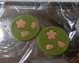 A picture of step 23 of Sakura and Matcha Cookies.