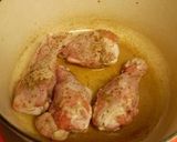 A picture of step 4 of Chinese Goji Berry & Tomato Medicinal Soup.