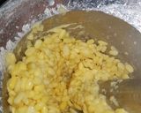 A picture of step 2 of Crispy chicken mongh daal Kachori😋.